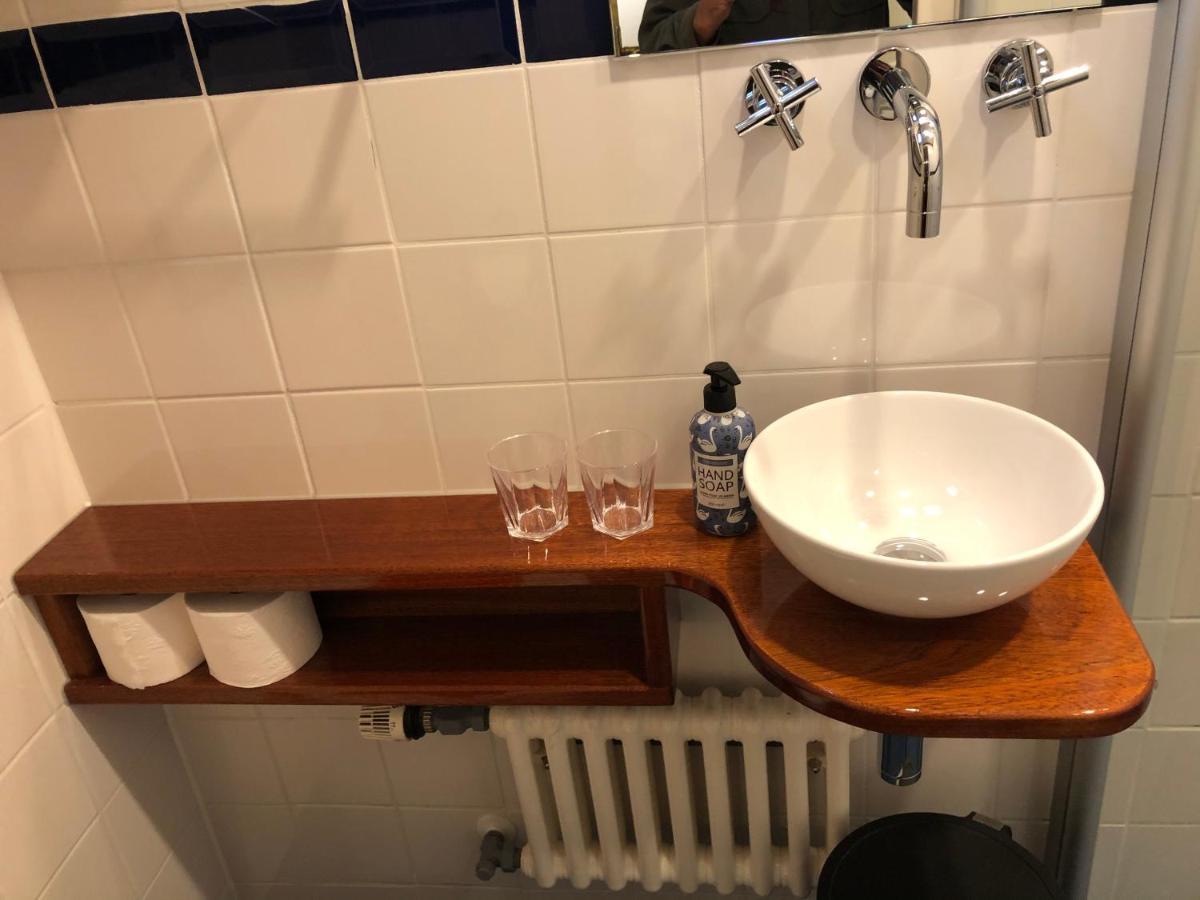 Hotelboot Zwaan Amsterdam Ngoại thất bức ảnh
