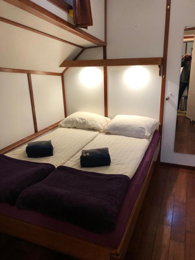 Hotelboot Zwaan Amsterdam Ngoại thất bức ảnh